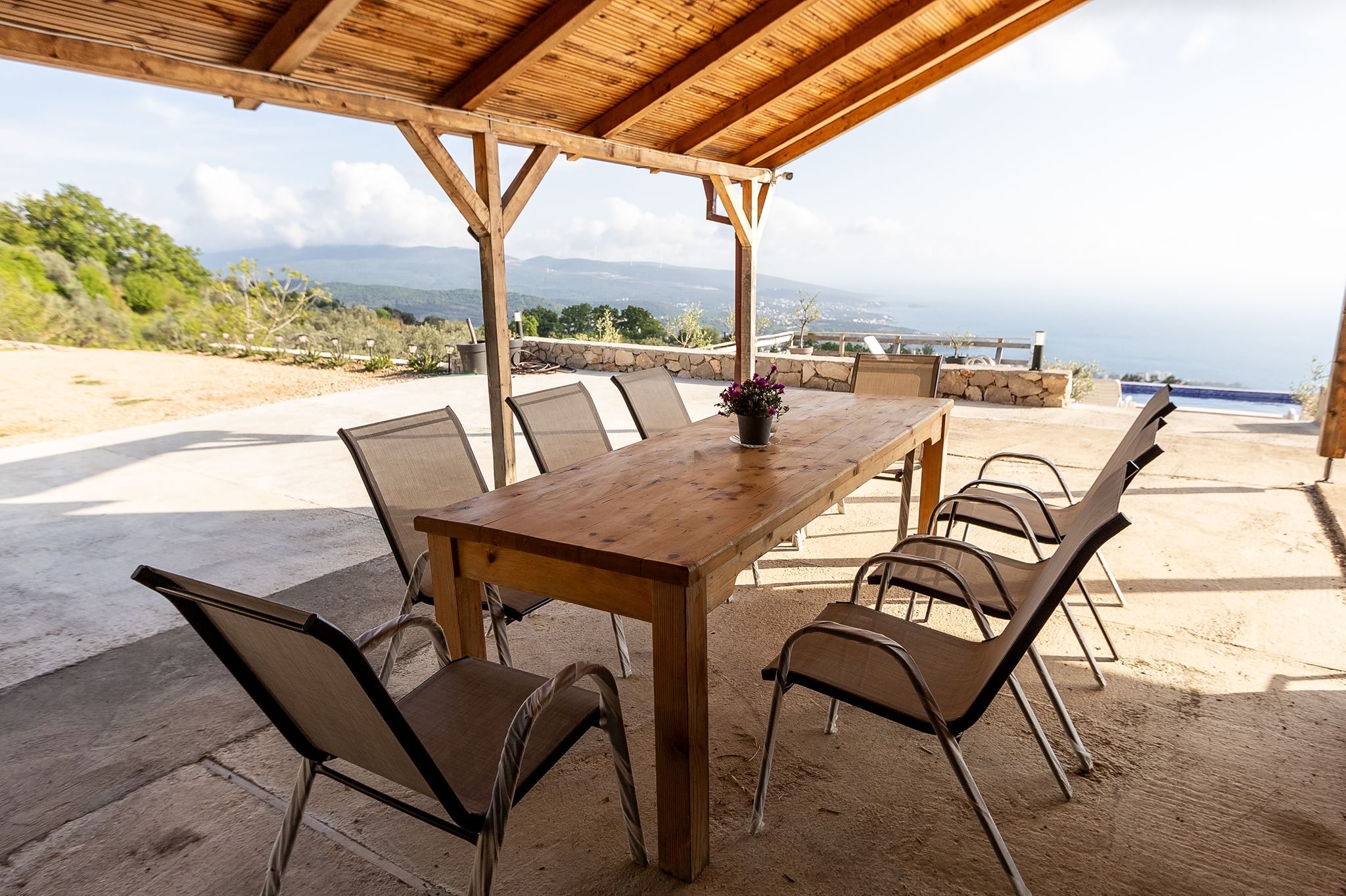 Outdoor dining terrace
